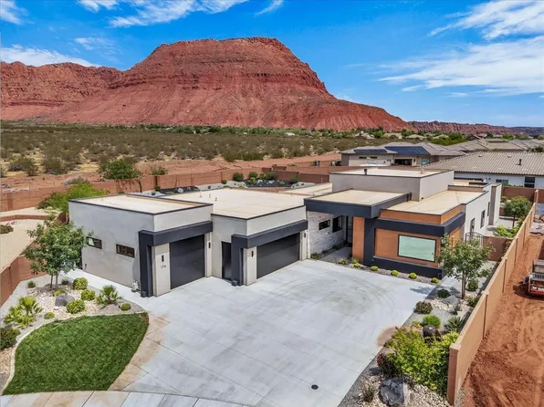 176 N Arrowhead Ln, Ivins, UT 84738
