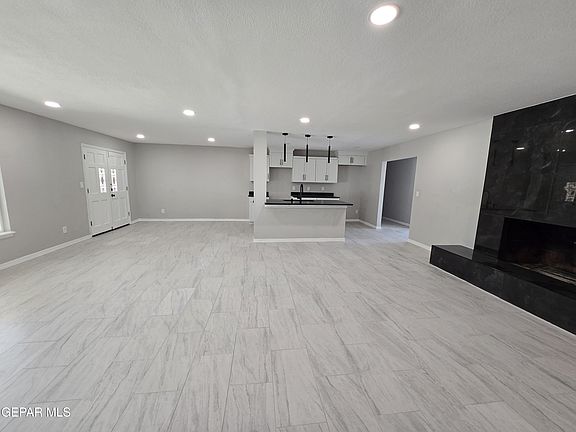 5th image of 2705 Fierro Dr