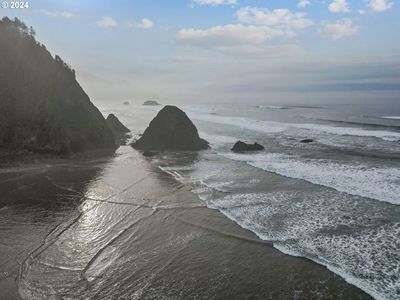 8500 E Beach Rd, Arch Cape, OR, 97102