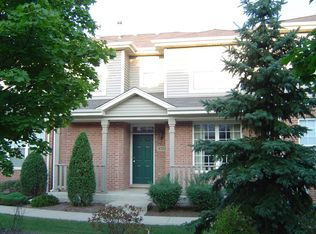 6727 Pine Lake Dr, Tinley Park, IL 60477
