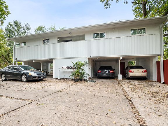 3rd image of 1712 Pasadena St #1