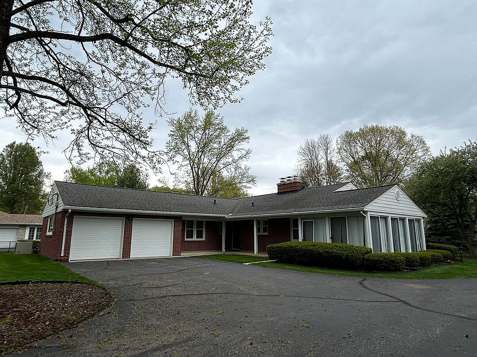 2nd image of 7832 Windcombe Blvd