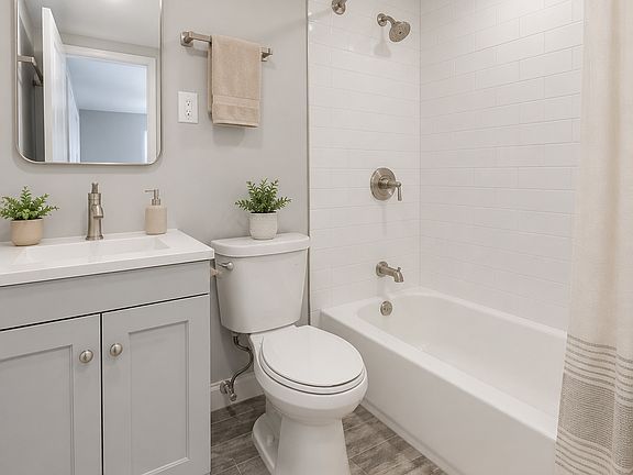 5th image of 817 E Turner St #8e7155f65