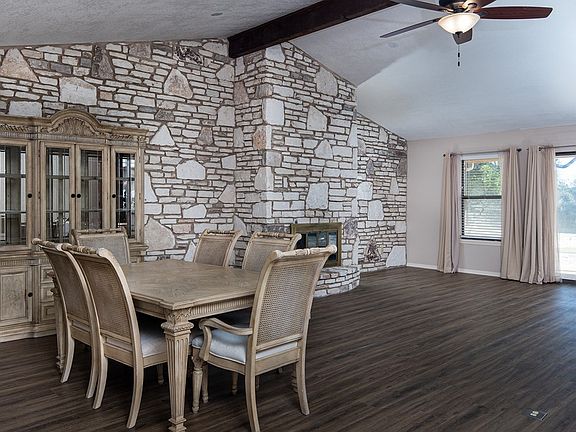 3rd image of 761 Oakland Hills Ln
