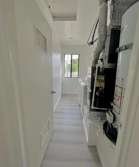 7893 Cerritos Ave — Photo 47