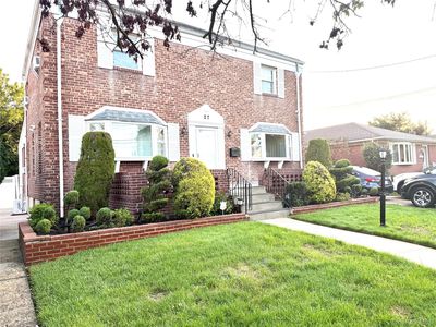 27 Victor Street, Valley Stream, NY, 11580