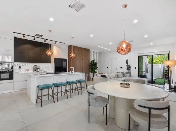 421 NW 17th St, Fort Lauderdale, FL 33311