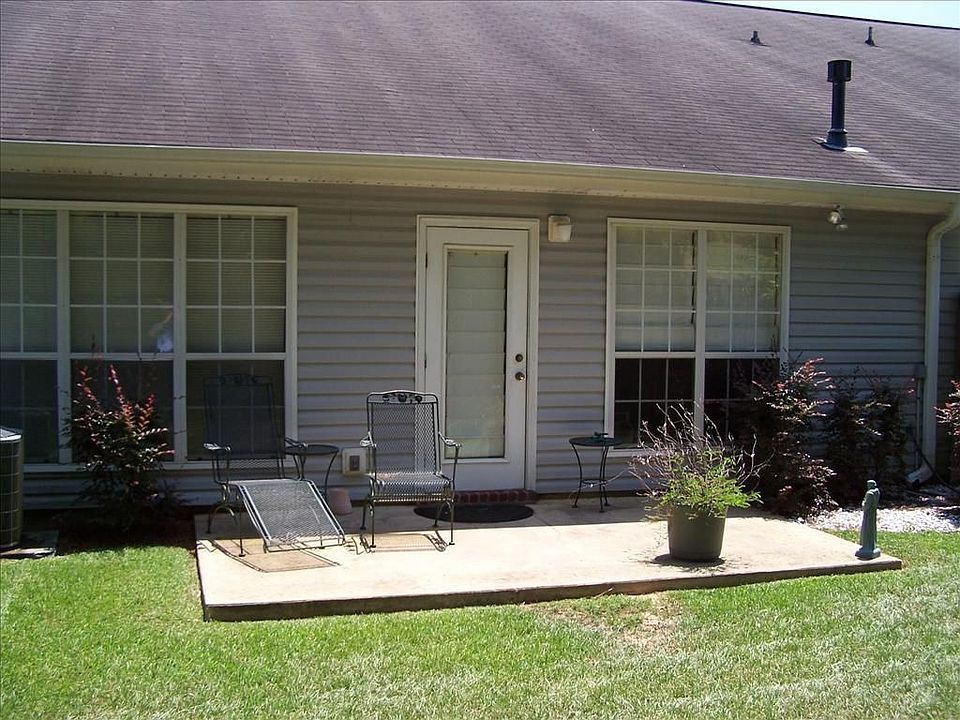  Patio for your breakfast coffee