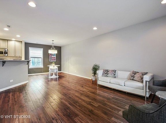 3rd image of 259 W Jennifer Ln Unit 6-4A
