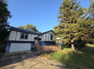 803 Main St, Maple Park, IL 60151