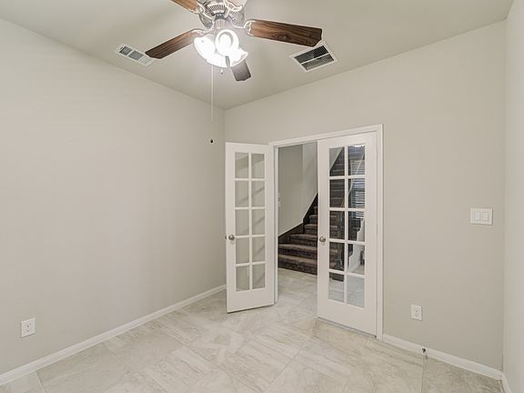 4th image of 4423 Sandhill Terrace Ln