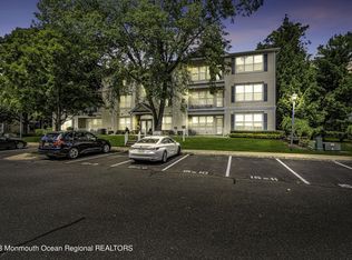 536 Saint Andrews Pl, Englishtown, NJ 07726