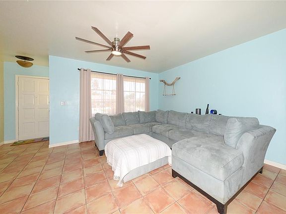 3rd image of 9215 Kingston Rd