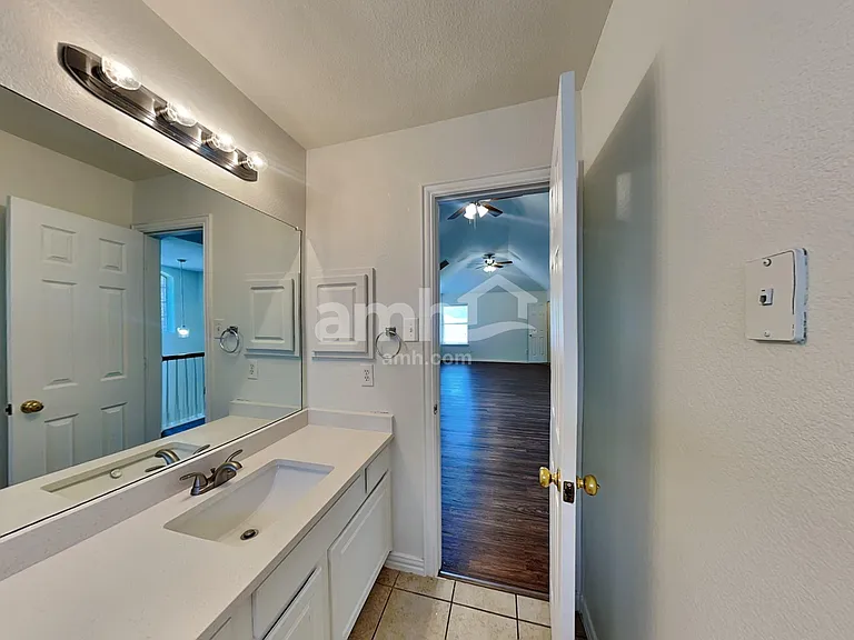 2619 Hopkins Dr — Photo 24