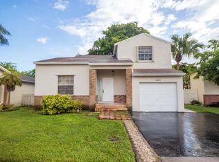 13871 Langley Pl, Fort Lauderdale, FL 33325