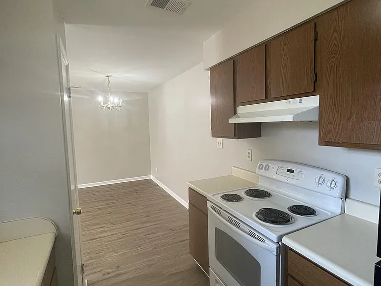 110 Westscott Dr #A — Photo 9