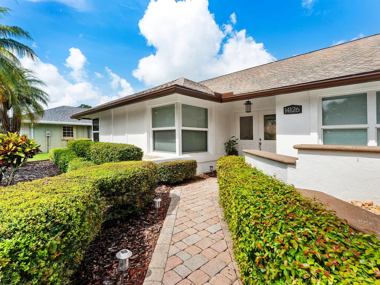 4 bed, 2.0 bath, 2343 sqft, $8,500 — Photo 4
