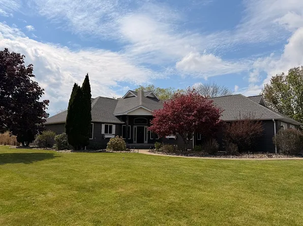 13 Still Dr, Clarion, PA 16214