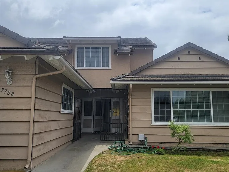 3708 Sara Dr — Photo 3