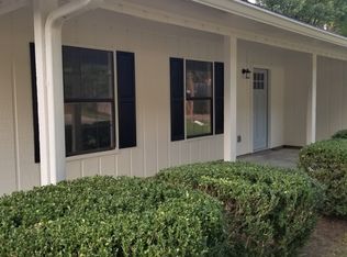 202 Bent Creek Cir S #B, Brandon, MS 39047