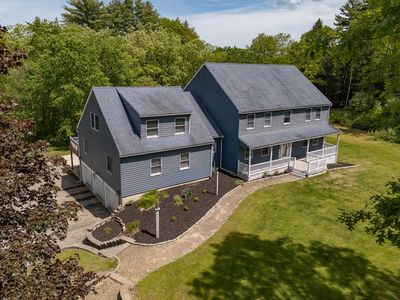 3 Evergreen Way, East Kingston, NH, 03827