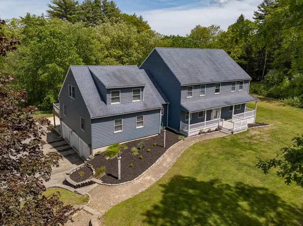 3 Evergreen Way, East Kingston, NH 03827