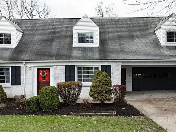 2nd image of 551 Glendale Blvd