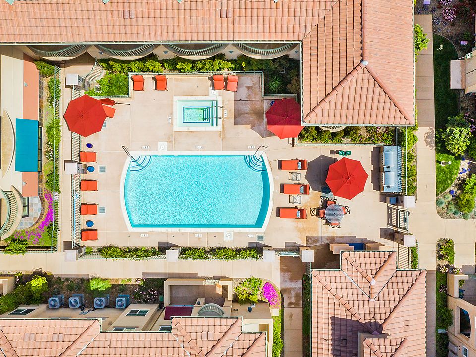 Palma de la Reina Apartments 5533 Cancha De Golf Rancho Santa Fe CA