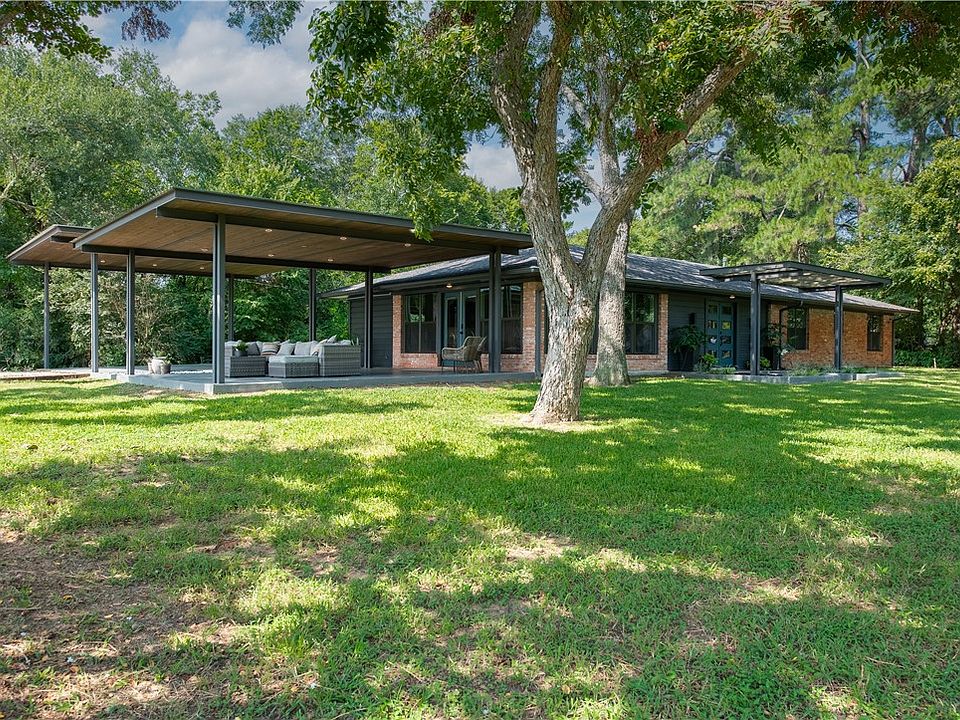 1st image of 455 Post Oak Ct