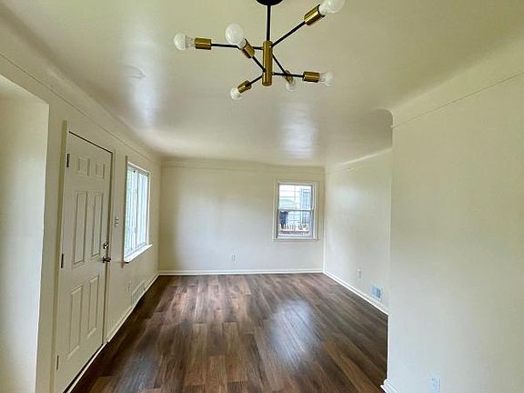 3rd image of 20495 Mendota St
