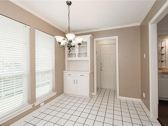 5th image of 6021 Daven Oaks Dr
