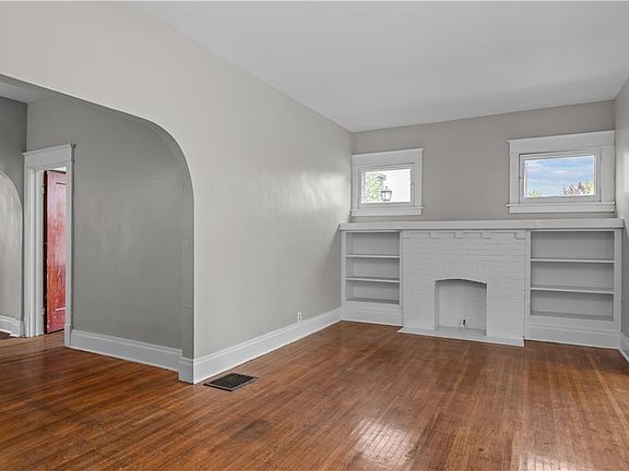5th image of 319 Bryant St