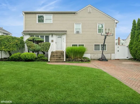 3719 Sarah Drive, Wantagh, NY 11793