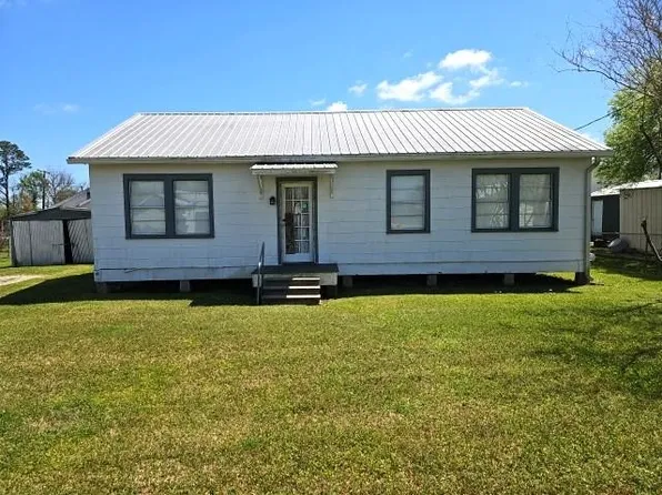 229 Convent St, Labadieville, LA 70372