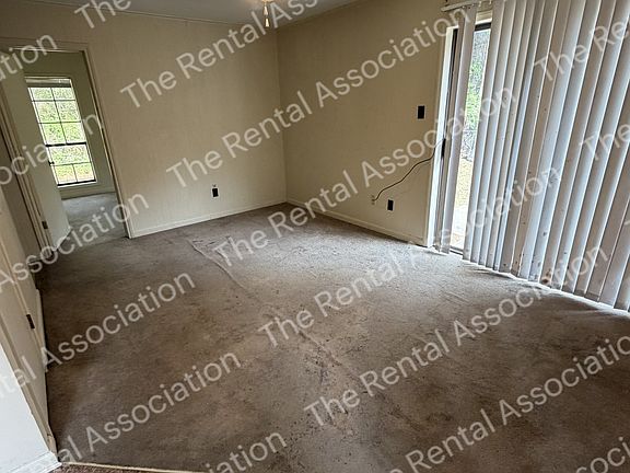 2nd image of 3016 Zachry Ave