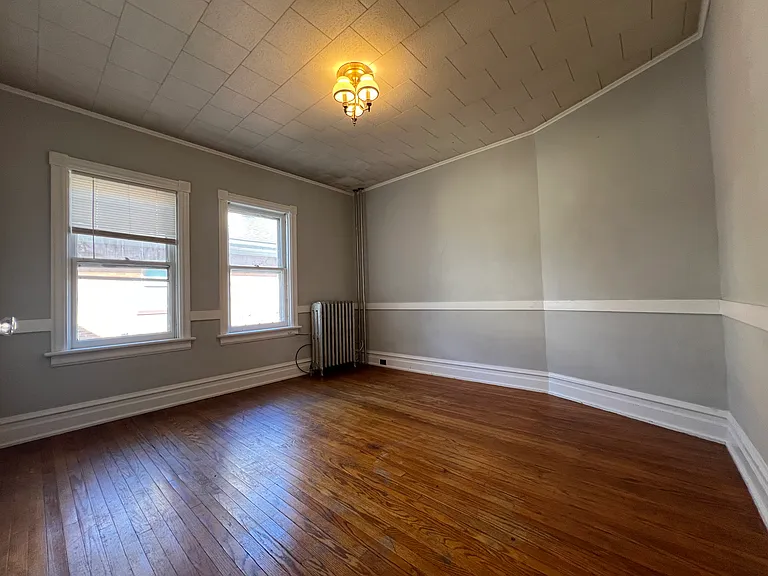 2042 Hanover Ave #2 — Photo 11