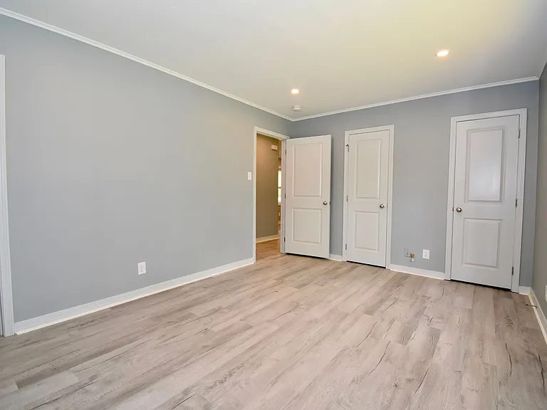 1309 Robinette Dr — Photo 9