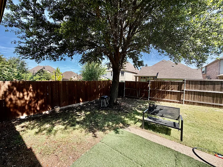 8520 Ontario Dr — Photo 21