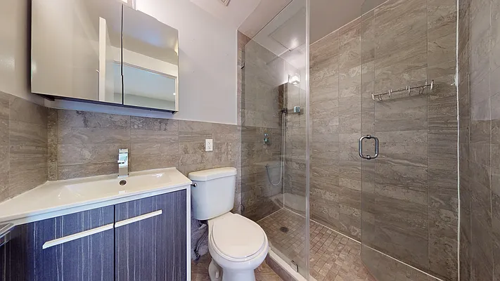 Rented by Bond New York | media 9