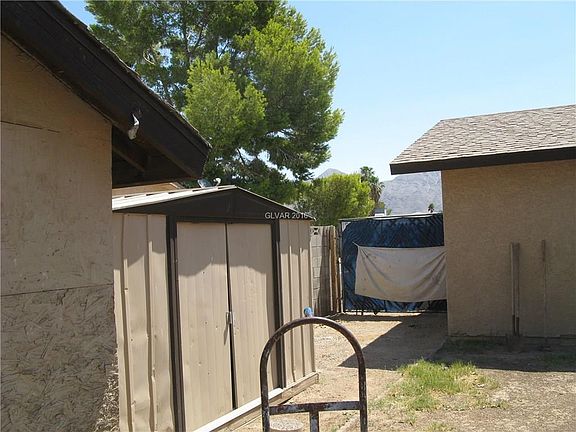 5th image of 643 N Christy Ln