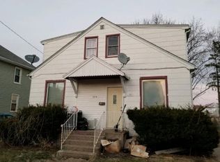 2274 Washington St, Dubuque, IA 52001