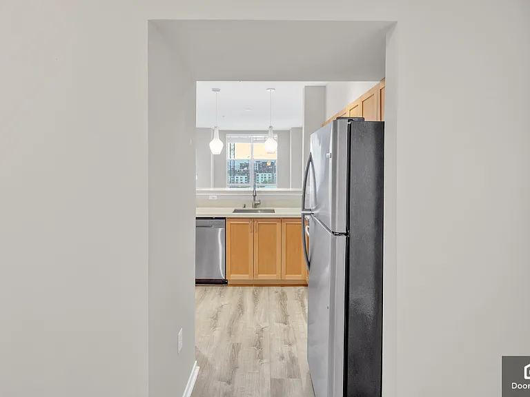 118 107th Ave NE #407 — Photo 16