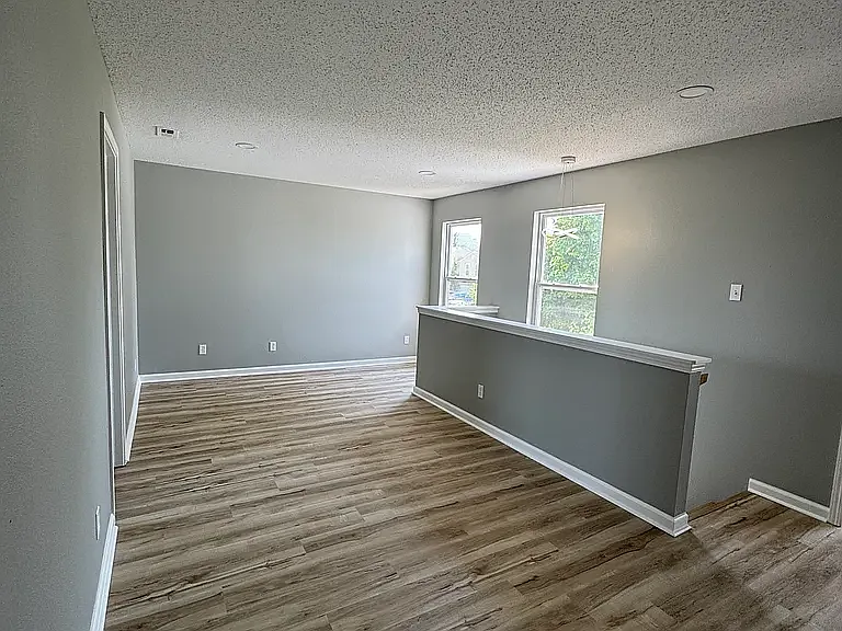 3327 Brandenburg Blvd — Photo 5