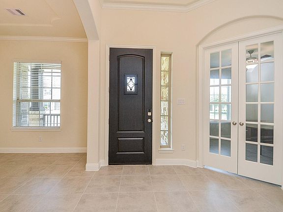 5th image of 6615 Windy Hills Ln