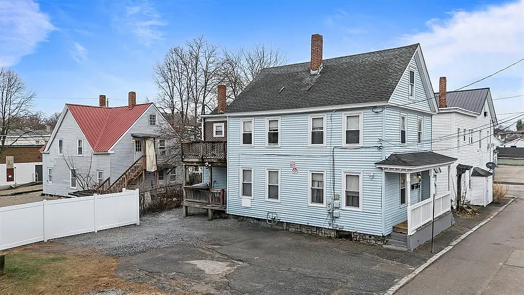 16 Ridge St — Photo 3