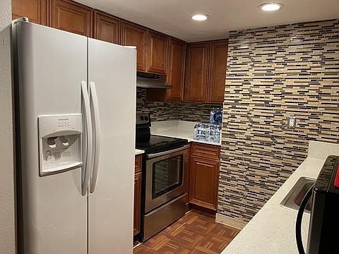 2nd image of 5841 NW 21st St