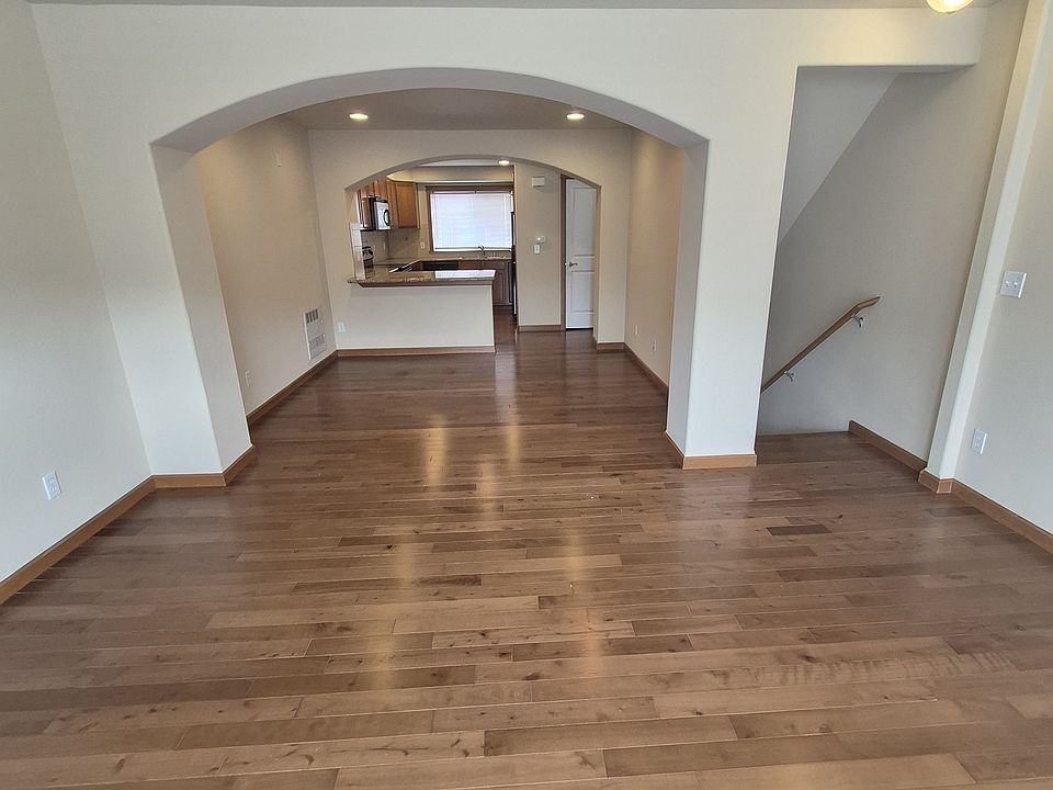 1st image of 15319 Ash Way APT F5