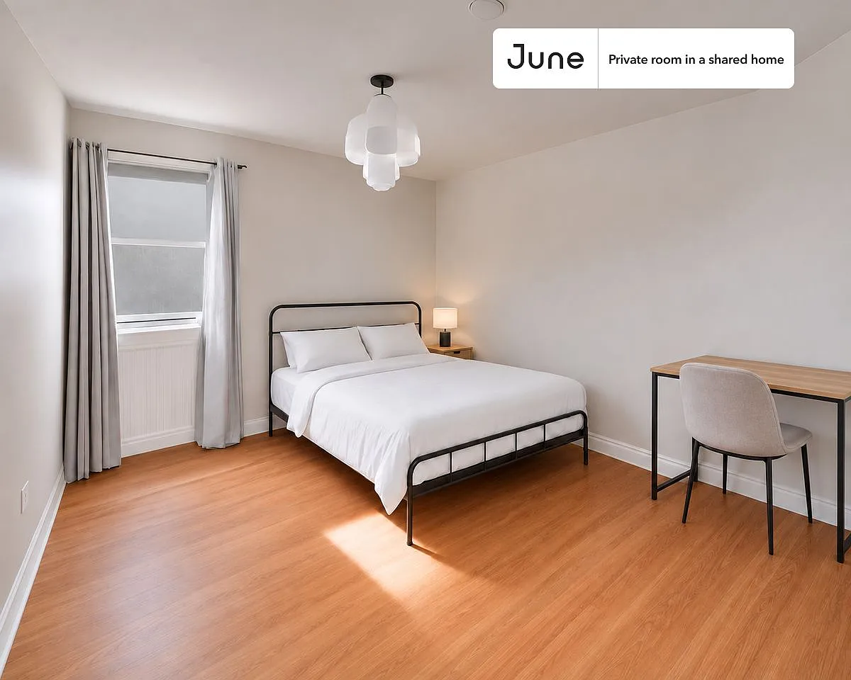 Full bedroom in 2 bed/1 bath home in Brookland #865 A — Photo 1