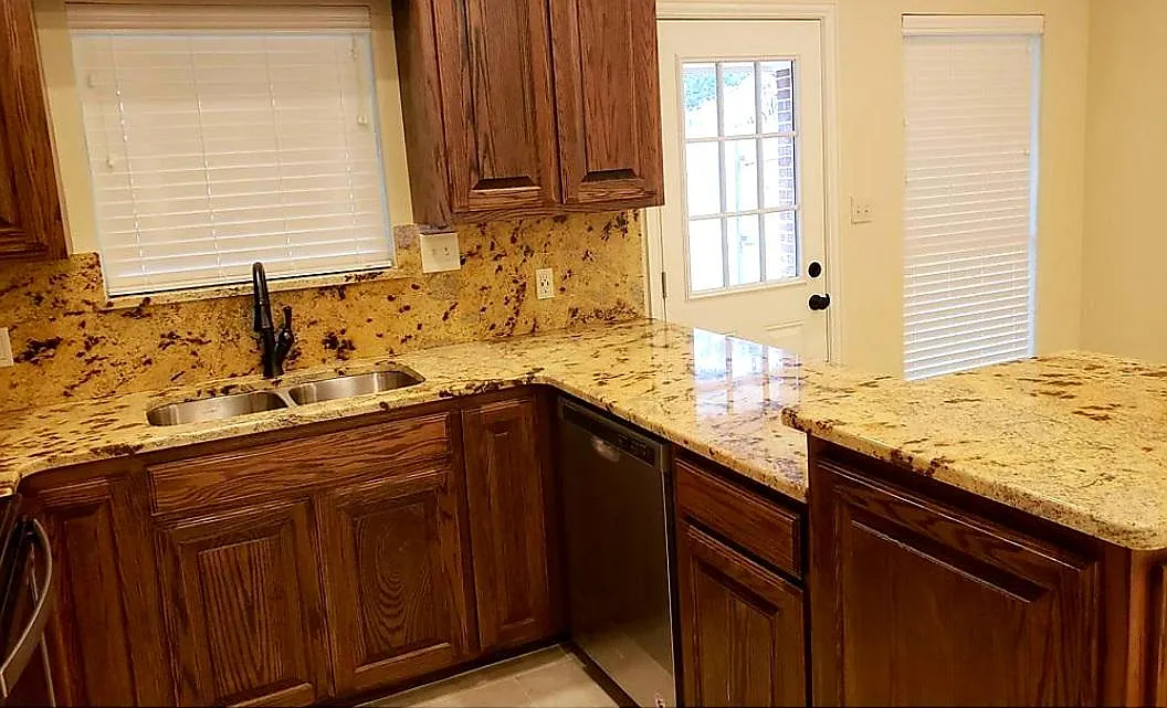 2 bed, 1150 sqft, $1,650 — Photo 4