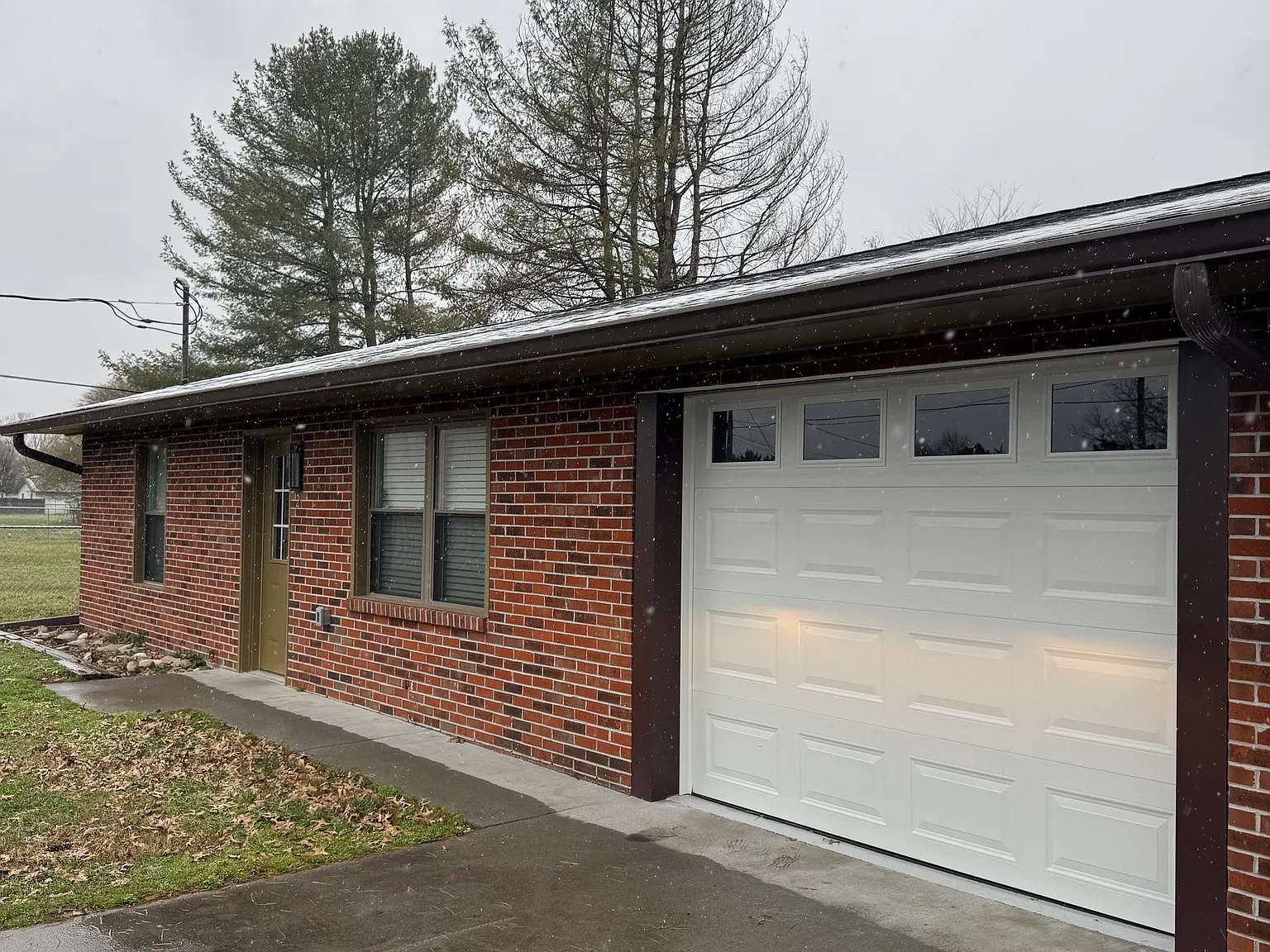 1269 Bluegrass Rd — Photo 1